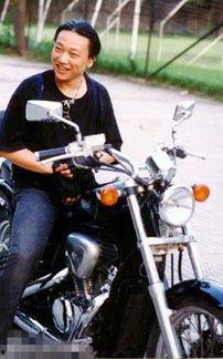 摩托小刀娱乐圈吃瓜,揭秘明星幕后那些事儿  第2张